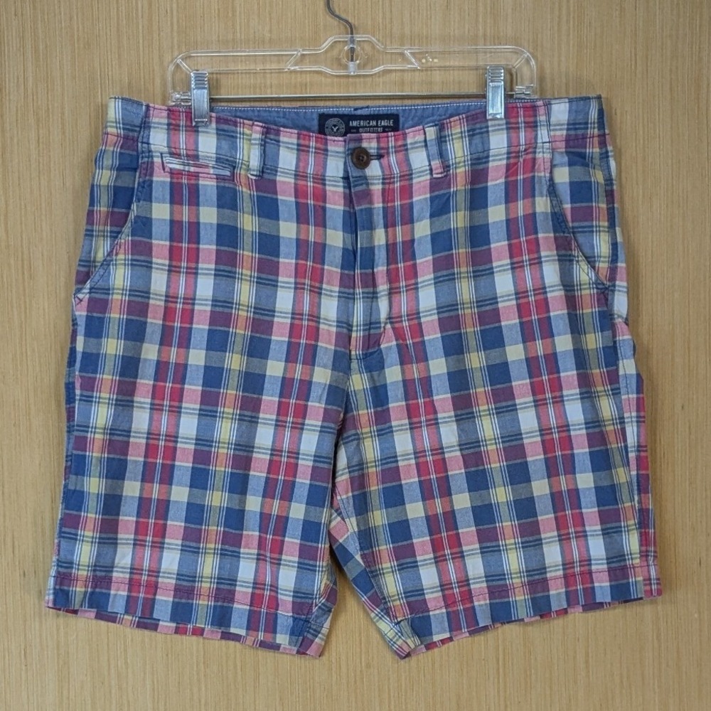 American Eagle Mens 36 Classic Y2K Preppy Plaid Shorts Blue Cotton Flat Front